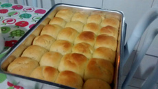 Pão de cebola simples