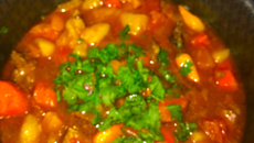 Carne cozida na cerveja preta