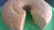 Bolo simples fácil fácil