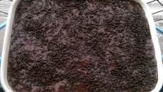 Bolo bombom de prestígio