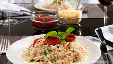 Risoto Urbano de tomate seco com rúcula