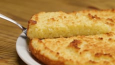 Bolo de aipim com coco sem trabalho