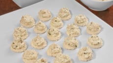 Canapés de frango recheado