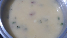 Caldo de madioca com linguiça calabresa 