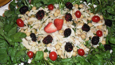 Salada de grão-de-bico da Vó Rafaela