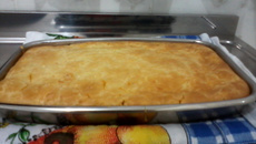 Torta salgada de carne moída e milho verde