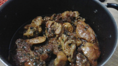 Coxas de frango ao molho