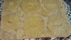 Bolo de abacaxi caramelado