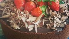 Torta de morango com chocolate