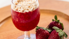 Purê de Morango com Gelatina