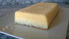 Bolo de coco cremoso