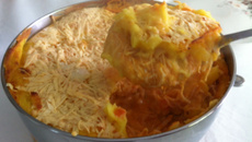 Escondidinho de frango com mandioquinha salsa