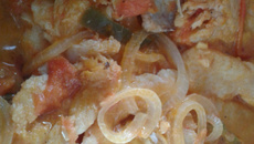 Merluza ao molho com leite de coco