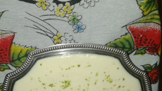 Mousse de limão cremoso da fruta