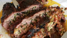 Fraldinha recheada com linguiça e farofa