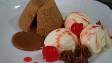 Petit gâteau de doce de leite