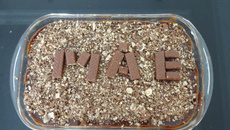 Mousse de limão com chocolate