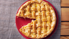 Torta de queijo minas com frango