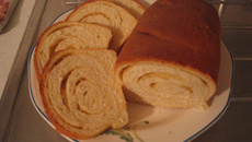 Pao caseiro com parmesão