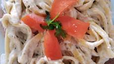 Macarrão ao molho de gorgonzola