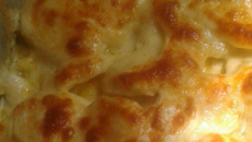 Batata gratinada no forno