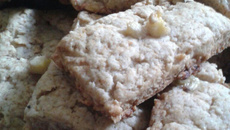 Scones de banana com canela