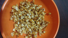Pipoca caramelizada