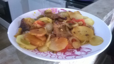 Bife simples com verduras da Adelina