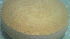 Pão de ló de leite quente