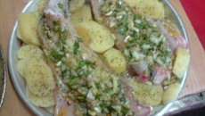 Peixe assado delicioso fácil de fazer