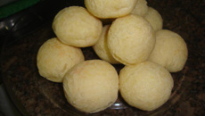 Pão de queijo simples