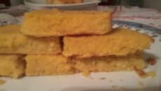 Bolo de milho com laranja