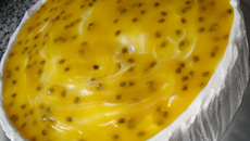 Bolo mousse de maracujá