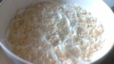 Merengue com mousse de limão