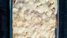 Escondidinho de carne de sol com queijo de coalho