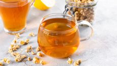 Água saborizada com camomila