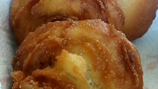 Bolinho de flocão de arroz (orelha de macaco)