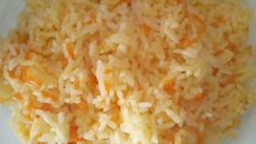 Arroz com cenoura bem simples
