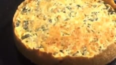 Quiche com farinha de arroz, espinafre e ricota