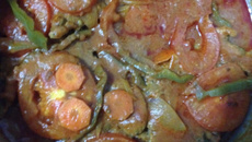 Bife em camadas com legumes