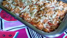 Arroz de forno com molho de camarão