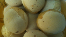 Pão de queijo com massa de batata