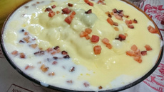 Couve-flor inteira gratinada