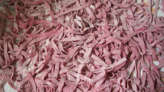 Macarrão com beterraba do Marcelo