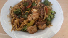 Yakisobinha da Thais