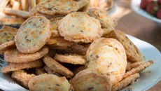 Biscoito de queijo goiano 