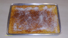 Bolo simples e rápido de leite condensado