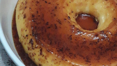 Pudim de leite em pó com coco