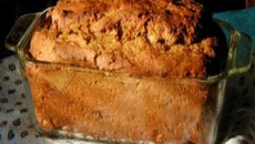 Pão de abóbora e nozes