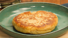 Pão de batata de frigideira fácil